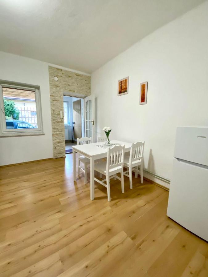 Ferienwohnung Apartman Marketa Bystrice  Exterior foto